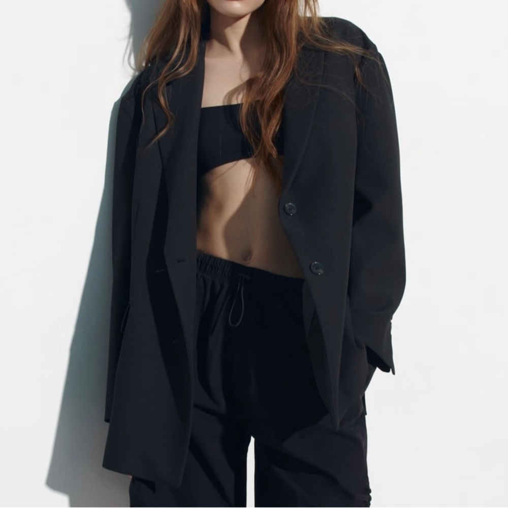 ZARA New Women’s Black Blazer